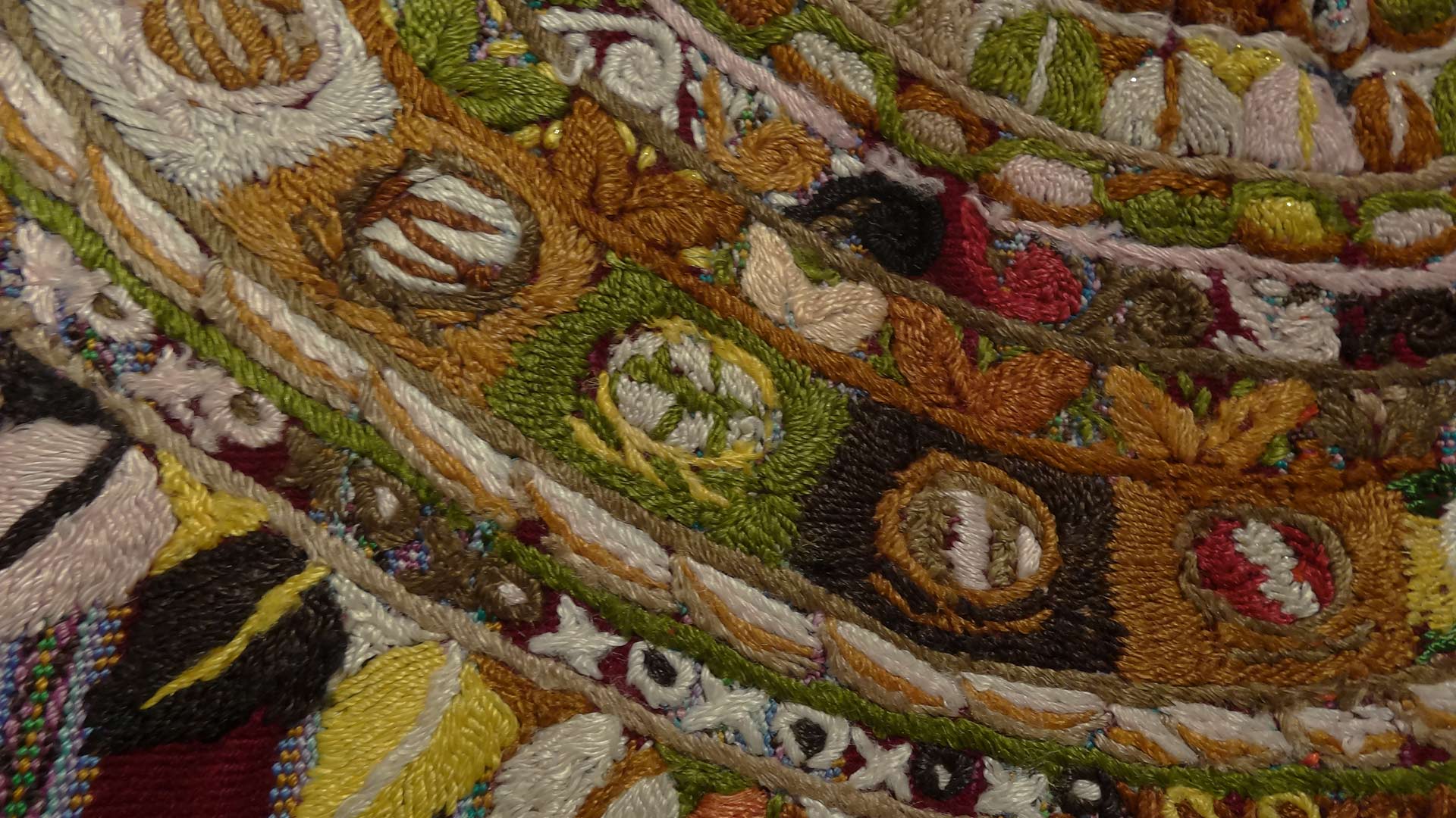 close up of some weaved patterns