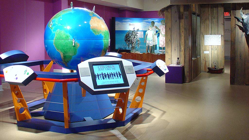 interactive playing machine, a globe in the center