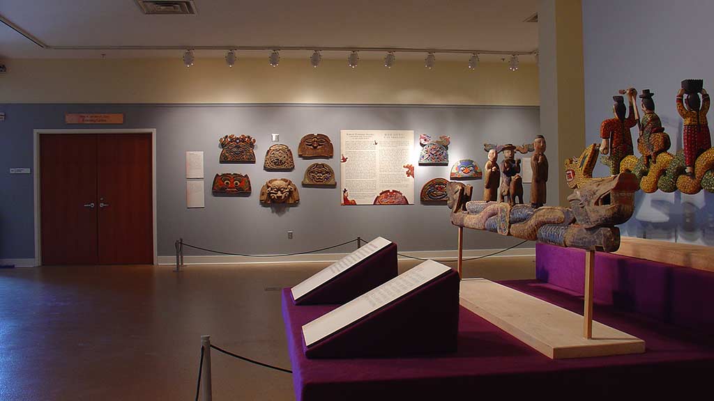 gallery overview from an angle that shows additional exhibit objects