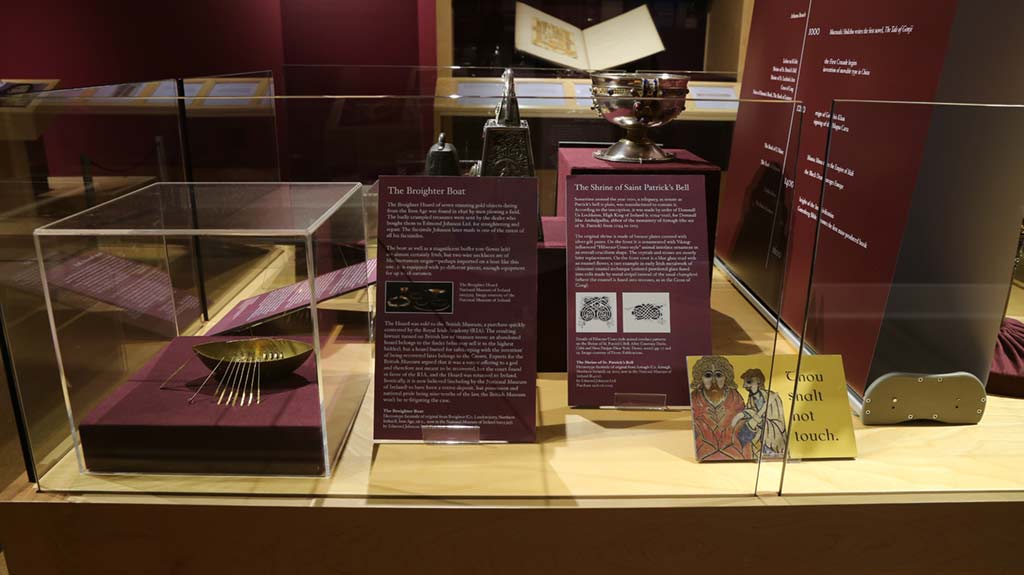 text description of the metal works from the right